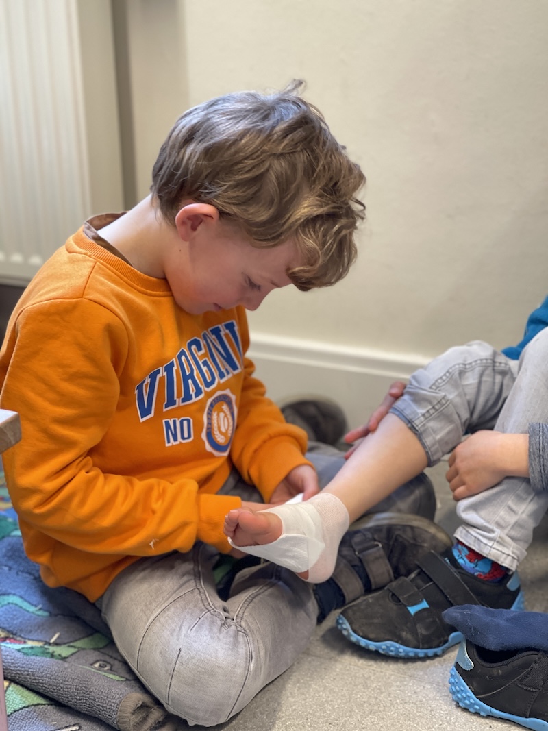 Bij de dokter - Afbeelding 3